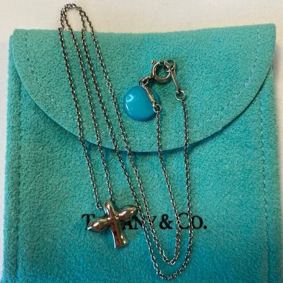 Tiffany Silver Mini DOVE BIRD Pendant Necklace 16”